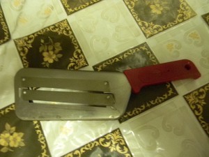 Нож для резки капусты