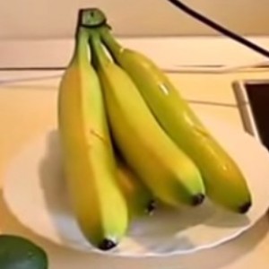 Свежие бананы