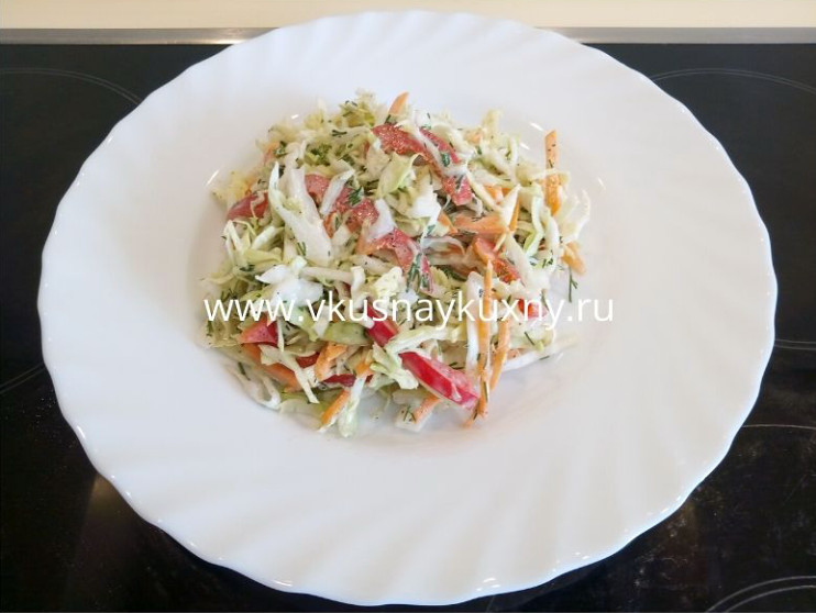 Салат из молодой капусты с морковью рецепт с майонезом