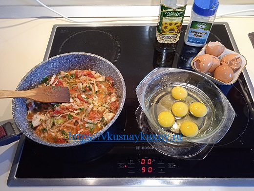 Рецепт омлета с помидорами на сковороде вкусно