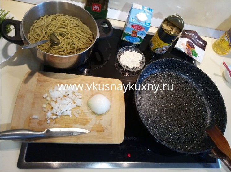 Как приготовить спагетти с шампиньонами на сковороде