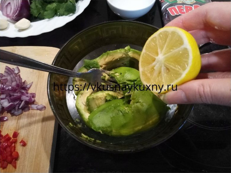 Рецепт гуакамоле с авокадо классический пошаговый