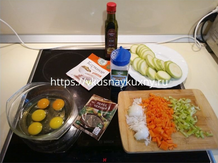 Омлет с кабачками на сковороде пошаговый рецепт с фото вкусный